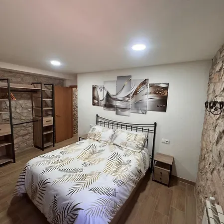 Casa De La Serra Сasa de vacaciones Montblanc